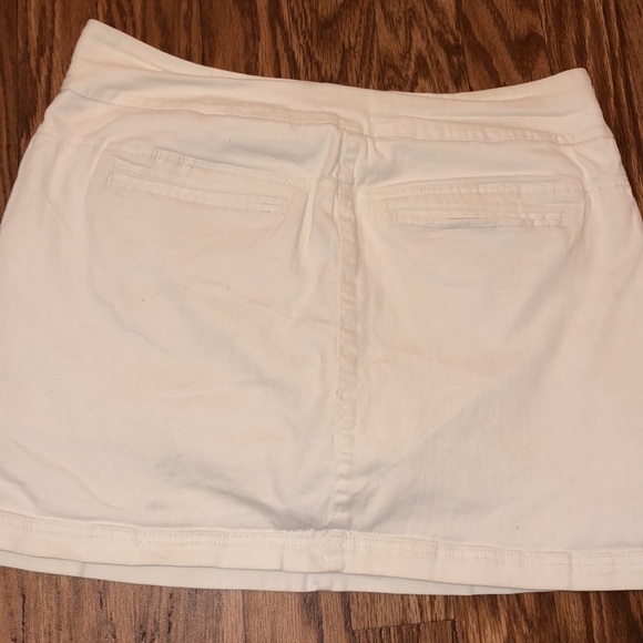 Contrast Skort - Picture 4 of 5